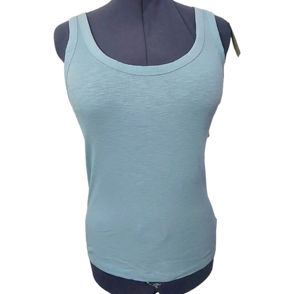 Universal Thread Set Of Two Tank Tops Light Blue Size Medium NWT - Picture 2 of 7